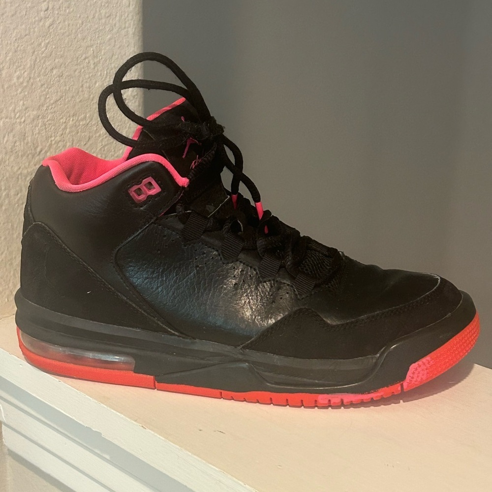 NIKE Jordan Flight Origin 2 718075-002 Black/Pink Basketball Sneakers size 5Y - Picture 2 of 10